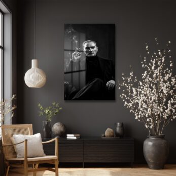 Atatürk'ün Zamansız Ruhunu Yansıtan Siyah Beyaz Cam Tablo - Glazella