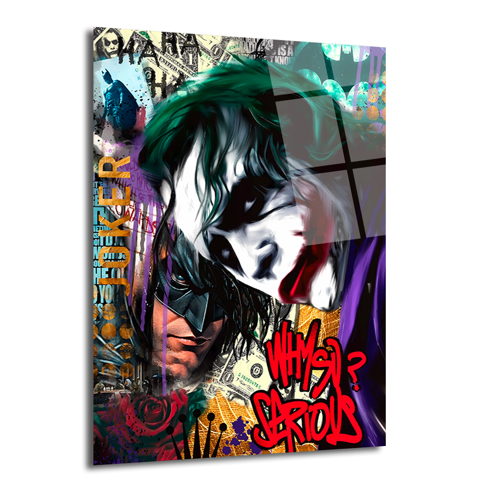 Joker Why So Serious Sokak Sanatı Cam Tablo Duvar Dekoru Joker ve Batman'in graffiti ve pop art tarzında bir arada olduğu, koyu yeşil, mor ve kırmızı tonlarında, üzerinde 'Why So Serious?' yazan modern cam tablo.