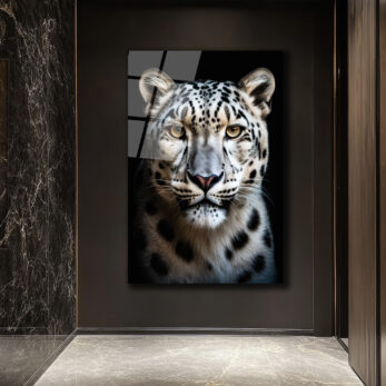 Asil Kar Leoparı Portresi Lüks Modern Cam Tablo - Glazella Asil Kar Leoparı Portresi Lüks Modern Cam Tablo - Glazella