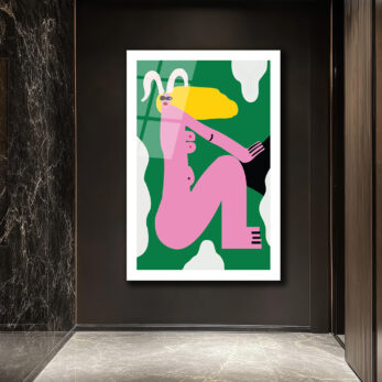 Cesur Pembe Figür ve Sarı Saçlar Modern Cam Tablo - Glazella Cesur Pembe Figür ve Sarı Saçlar Modern Cam Tablo - Glazella