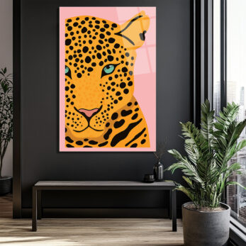 Cesur Bakış: Pembe Arka Plan Leopard Desenli Modern Cam Tablo - Glazella Cesur Bakış: Pembe Arka Plan Leopard Desenli Modern Cam Tablo - Glazella