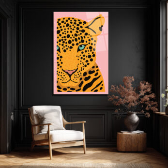Cesur Bakış: Pembe Arka Plan Leopard Desenli Modern Cam Tablo - Glazella Cesur Bakış: Pembe Arka Plan Leopard Desenli Modern Cam Tablo - Glazella