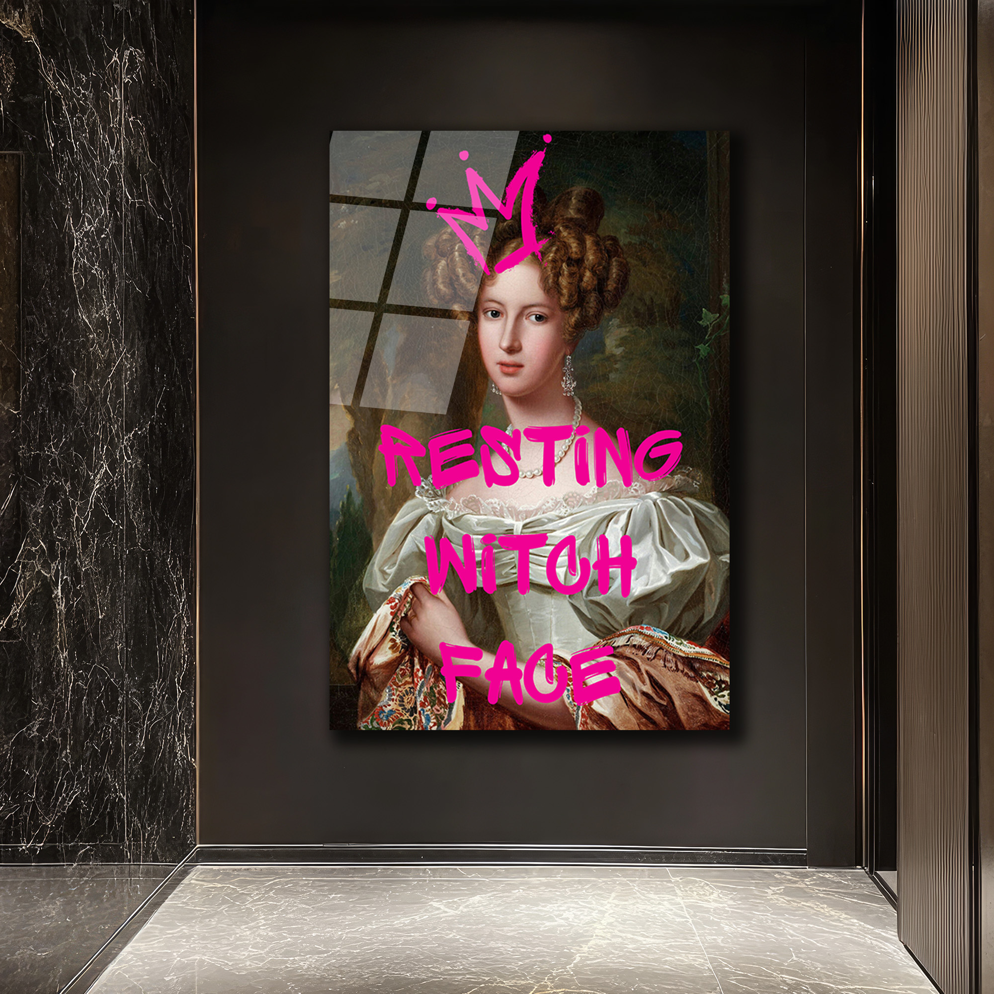 "Resting Witch Face" Temalı İronik Kraliçe Portre Cam Tablo - Glazella "Resting Witch Face" Temalı İronik Kraliçe Portre Cam Tablo - Glazella