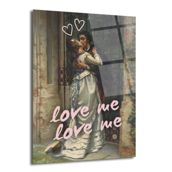 Love Me Yazılı Romantik Öpücük Cam Tablo - Glazella