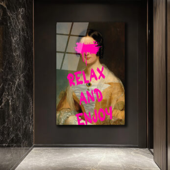 Relax and Enjoy Neon Pembe Graffiti Klasik Portre Cam Tablo - Glazella