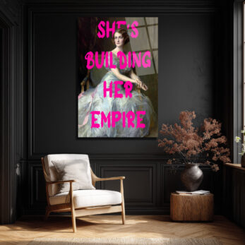 She's Building Her Empire Cam Tablo | Güçlü Kadın Sanatı - Glazella She's Building Her Empire Cam Tablo | Güçlü Kadın Sanatı - Glazella